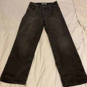 Levi’s Ribcage Straight Ankle Crop